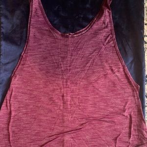Lululemon tank